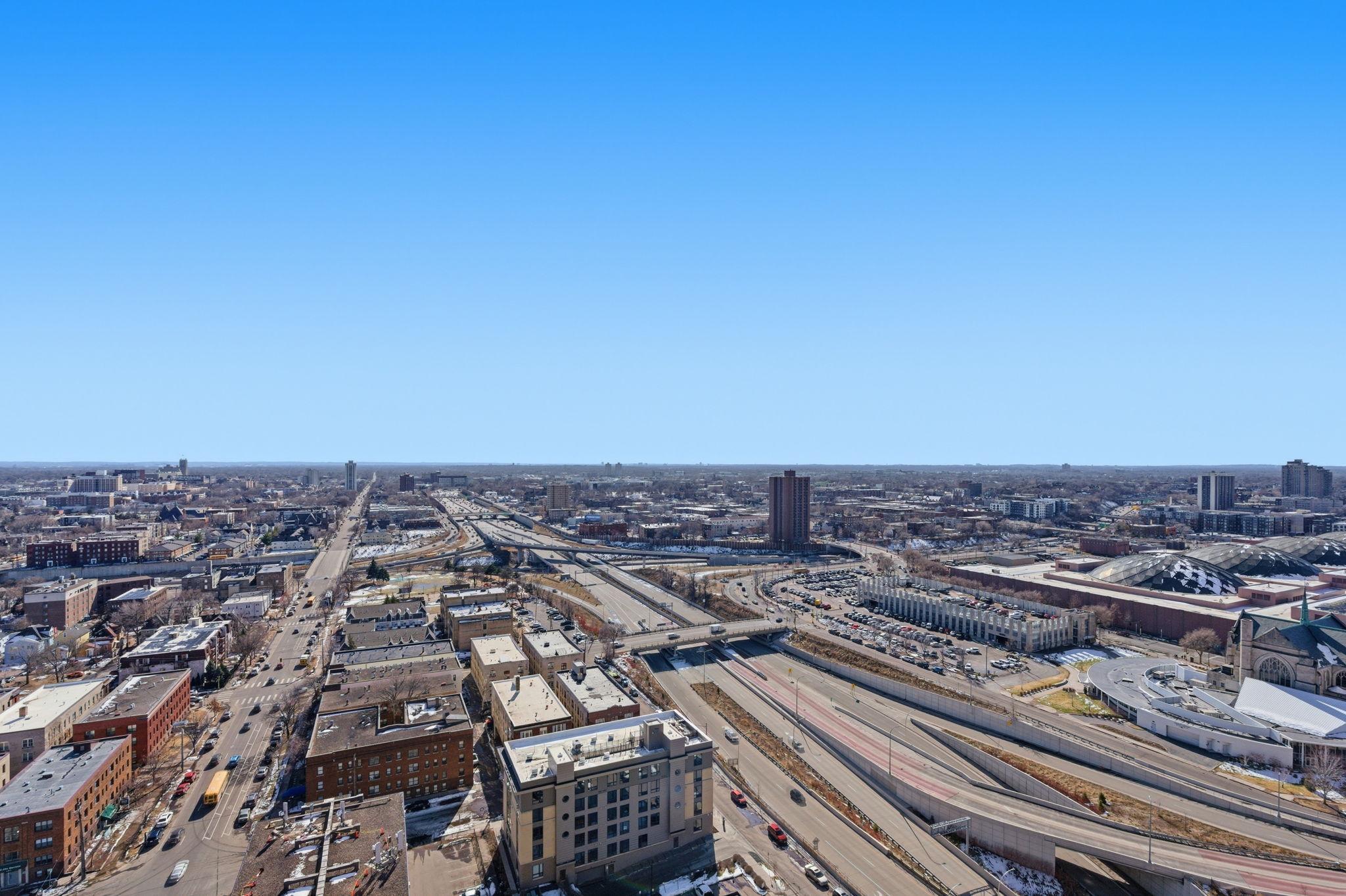 500 E Grant Street Unit: 2406