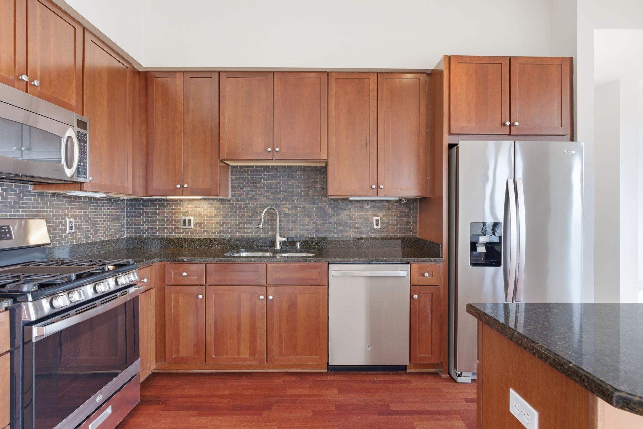 500 E Grant Street Unit: 2406