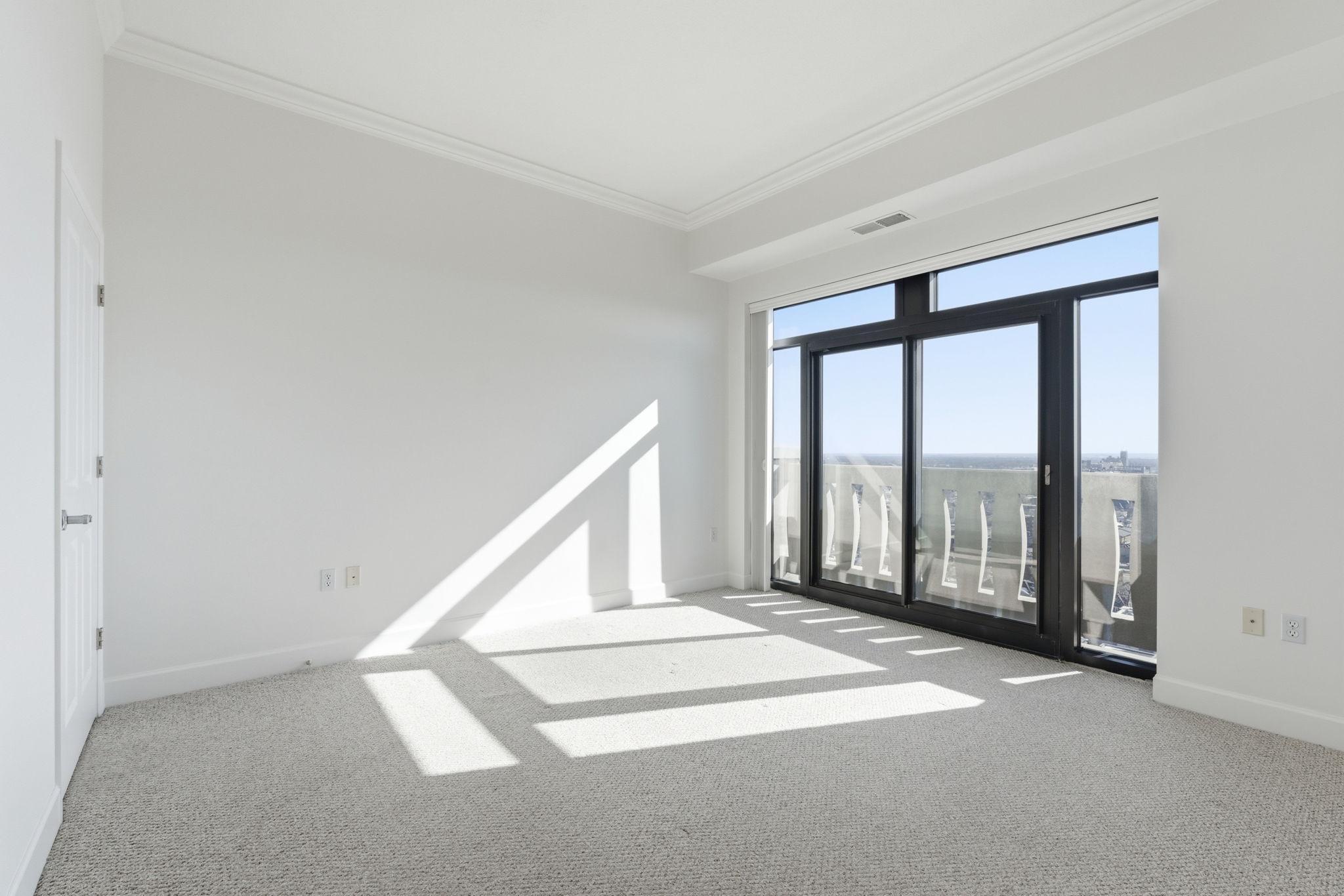 500 E Grant Street Unit: 2406