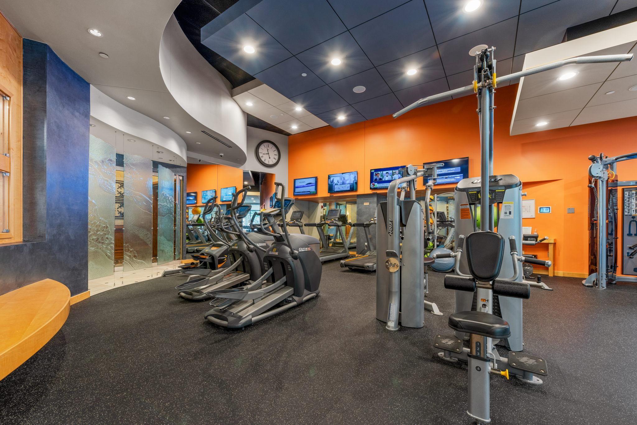 500 E Grant Street Unit: 2406