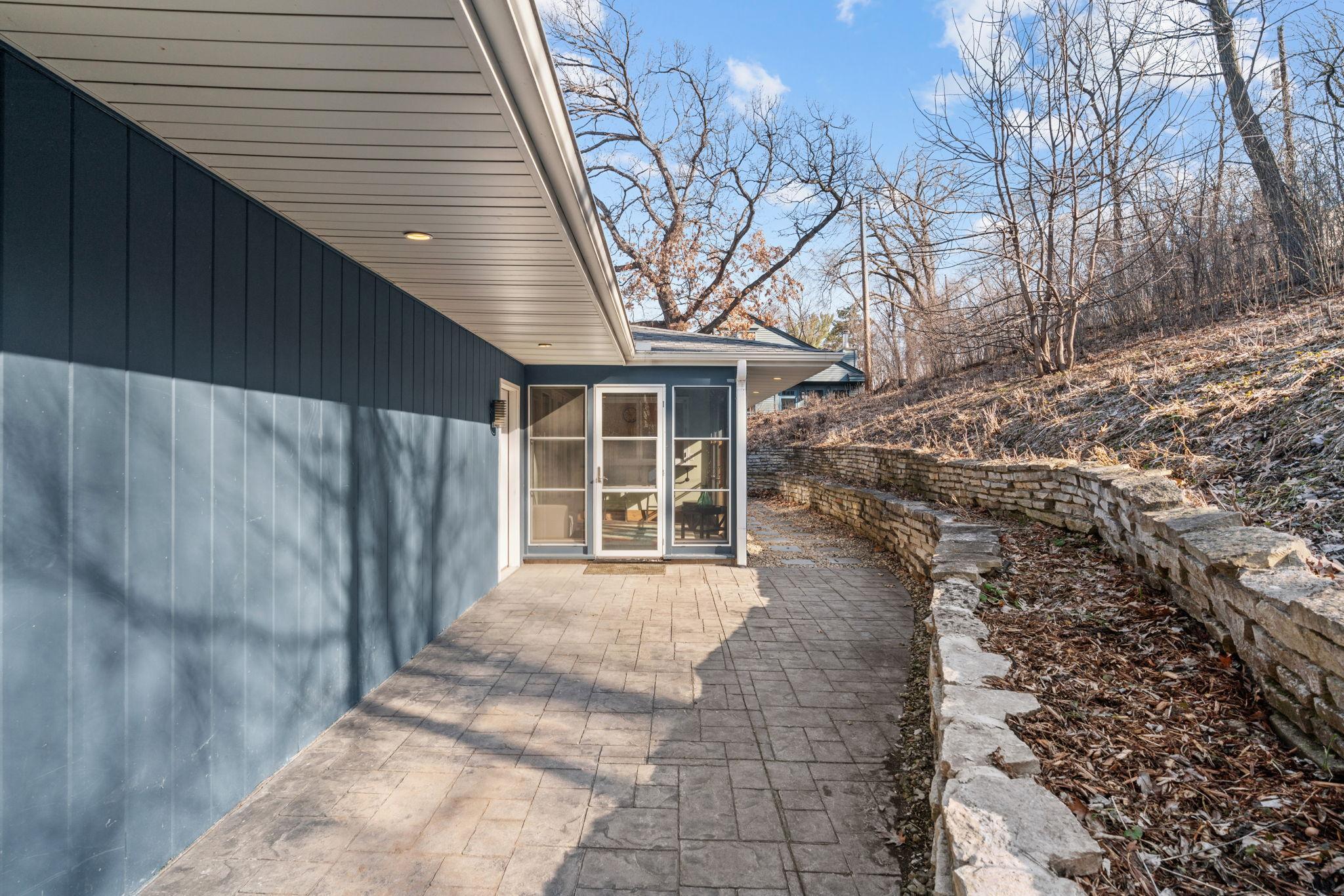 409 Westwood Drive S