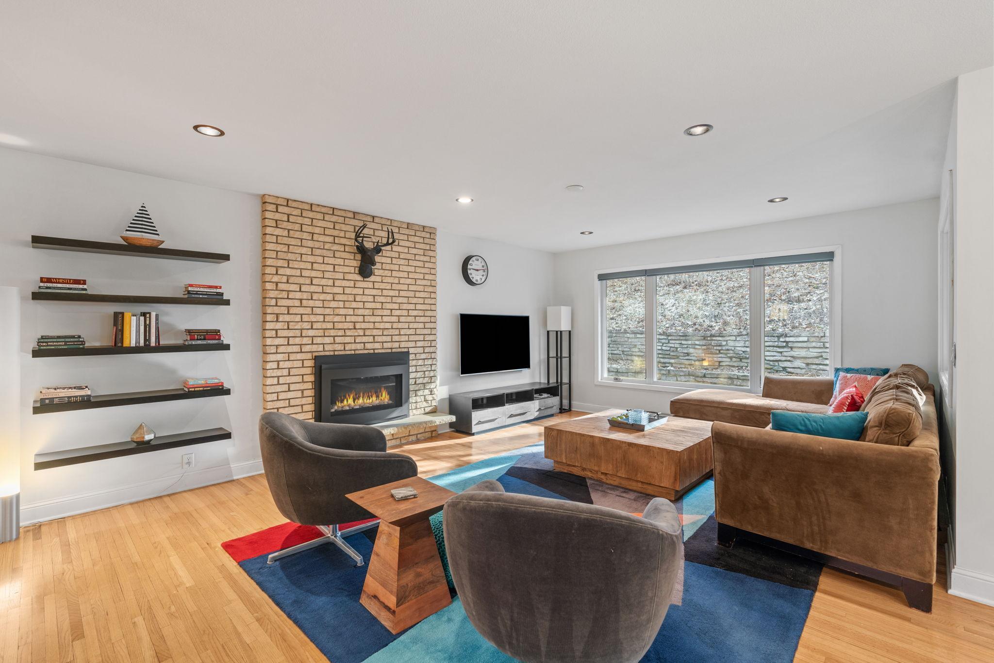 409 Westwood Drive S