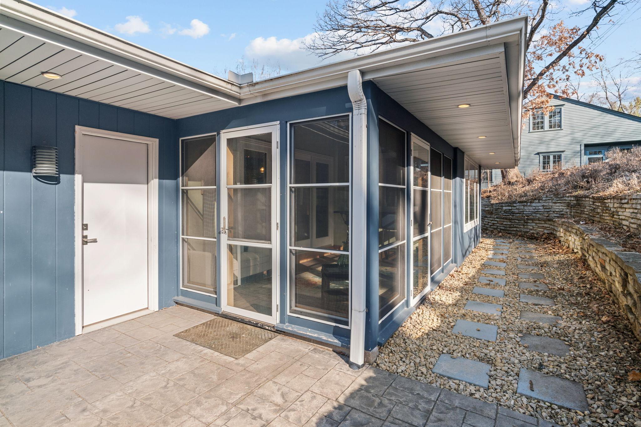 409 Westwood Drive S