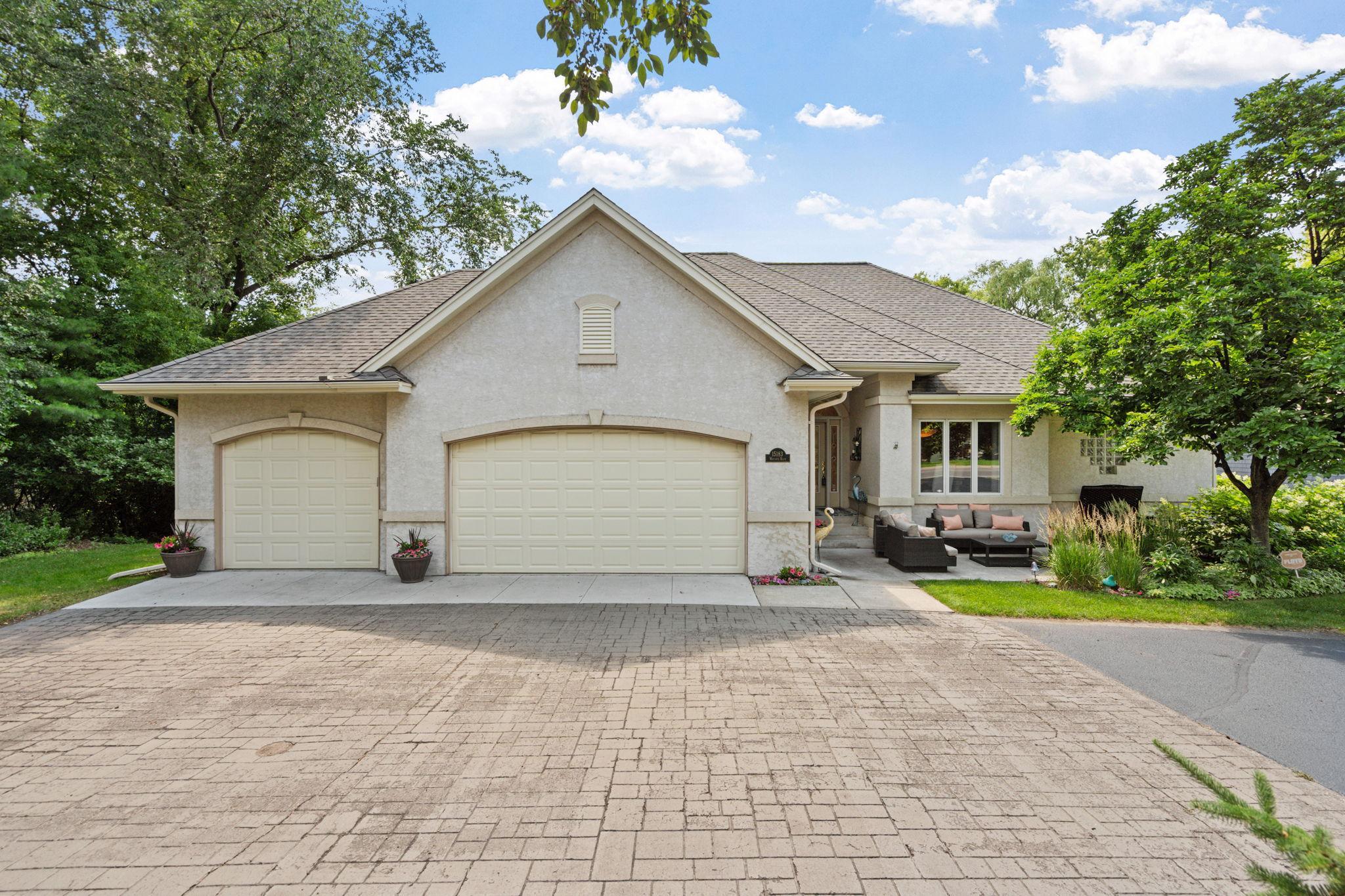 15183 Wayzata Boulevard