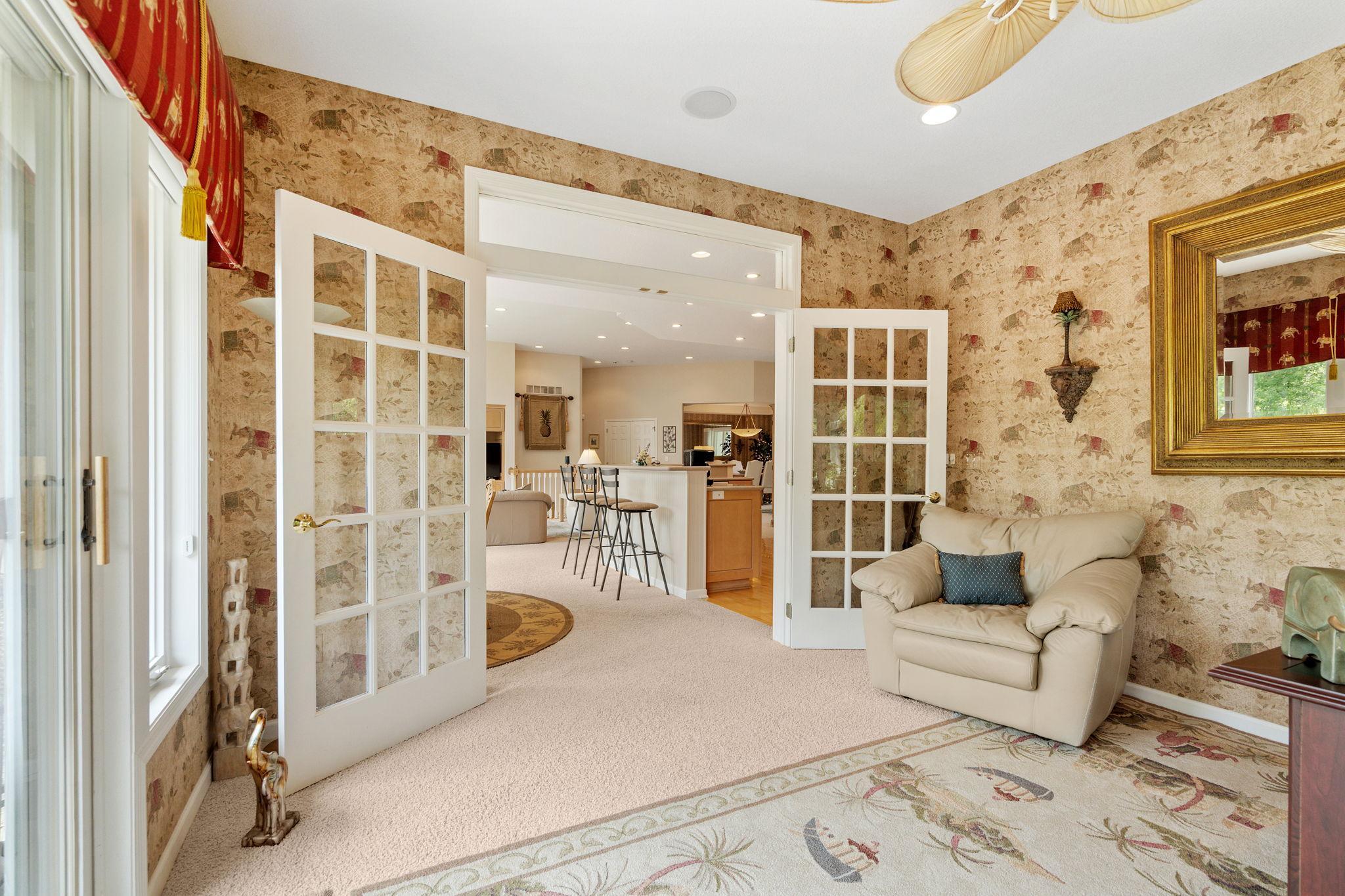 15183 Wayzata Boulevard