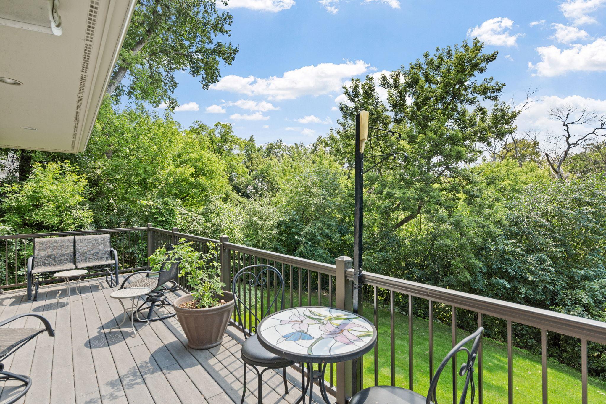 15183 Wayzata Boulevard