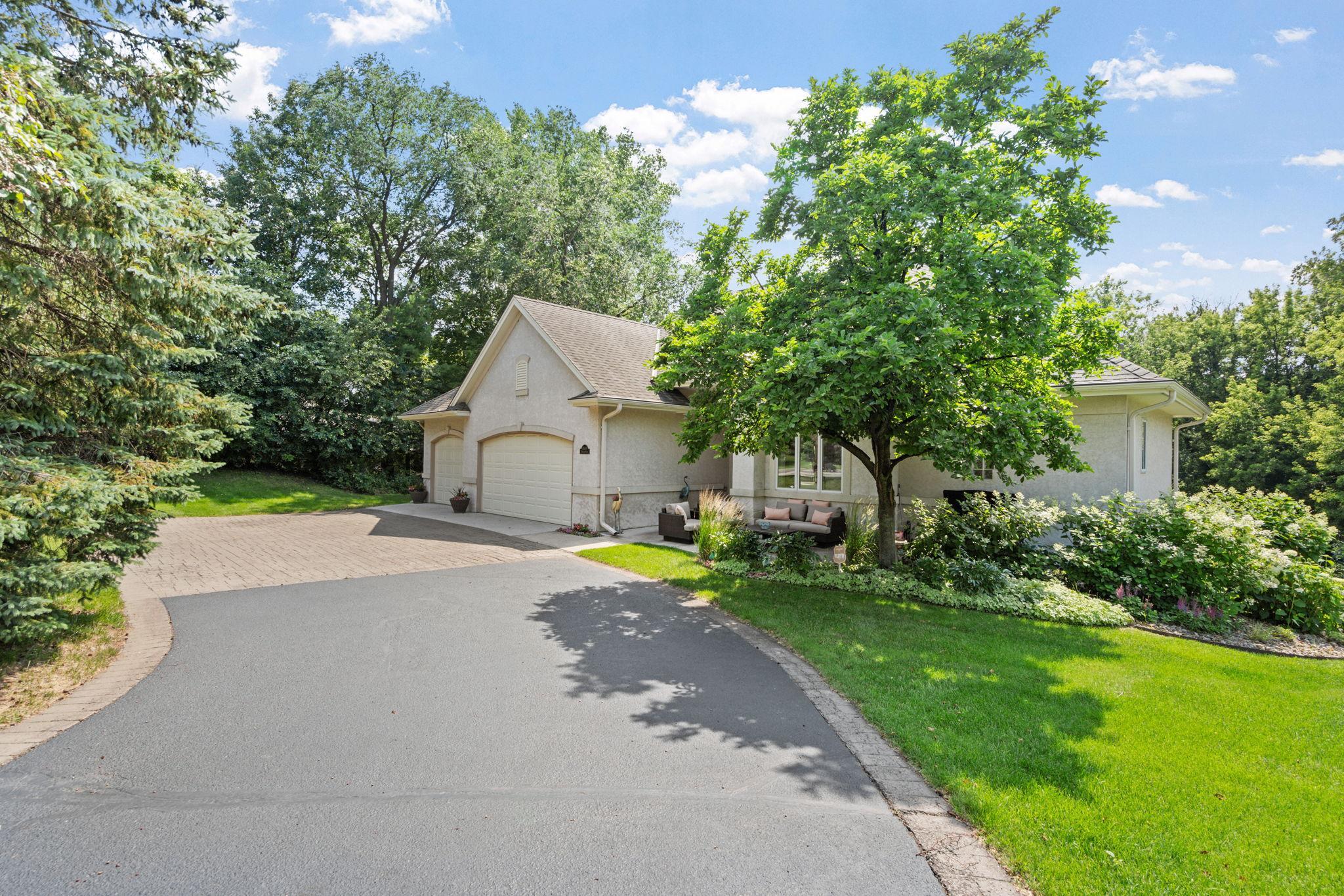 15183 Wayzata Boulevard