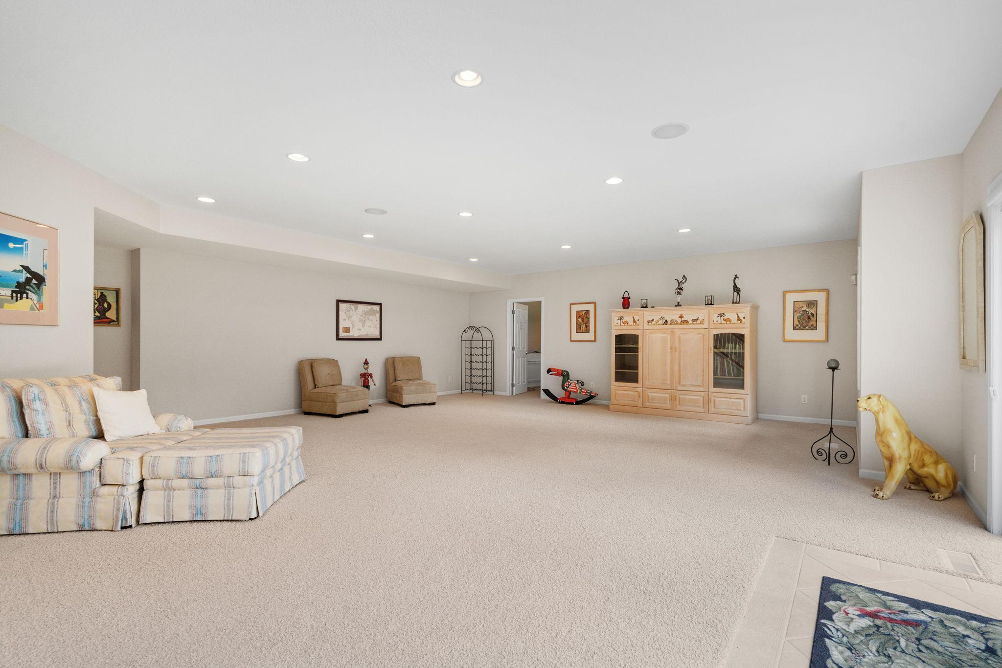 15183 Wayzata Boulevard