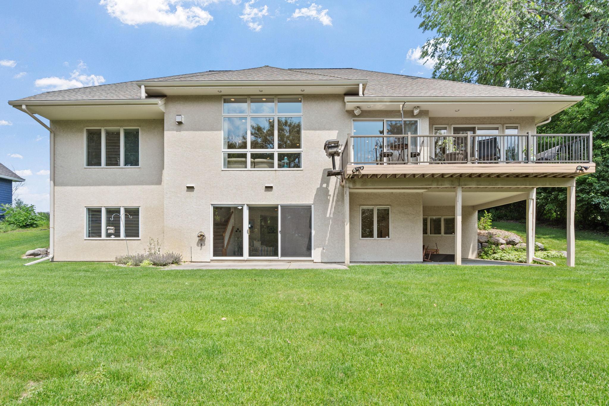 15183 Wayzata Boulevard