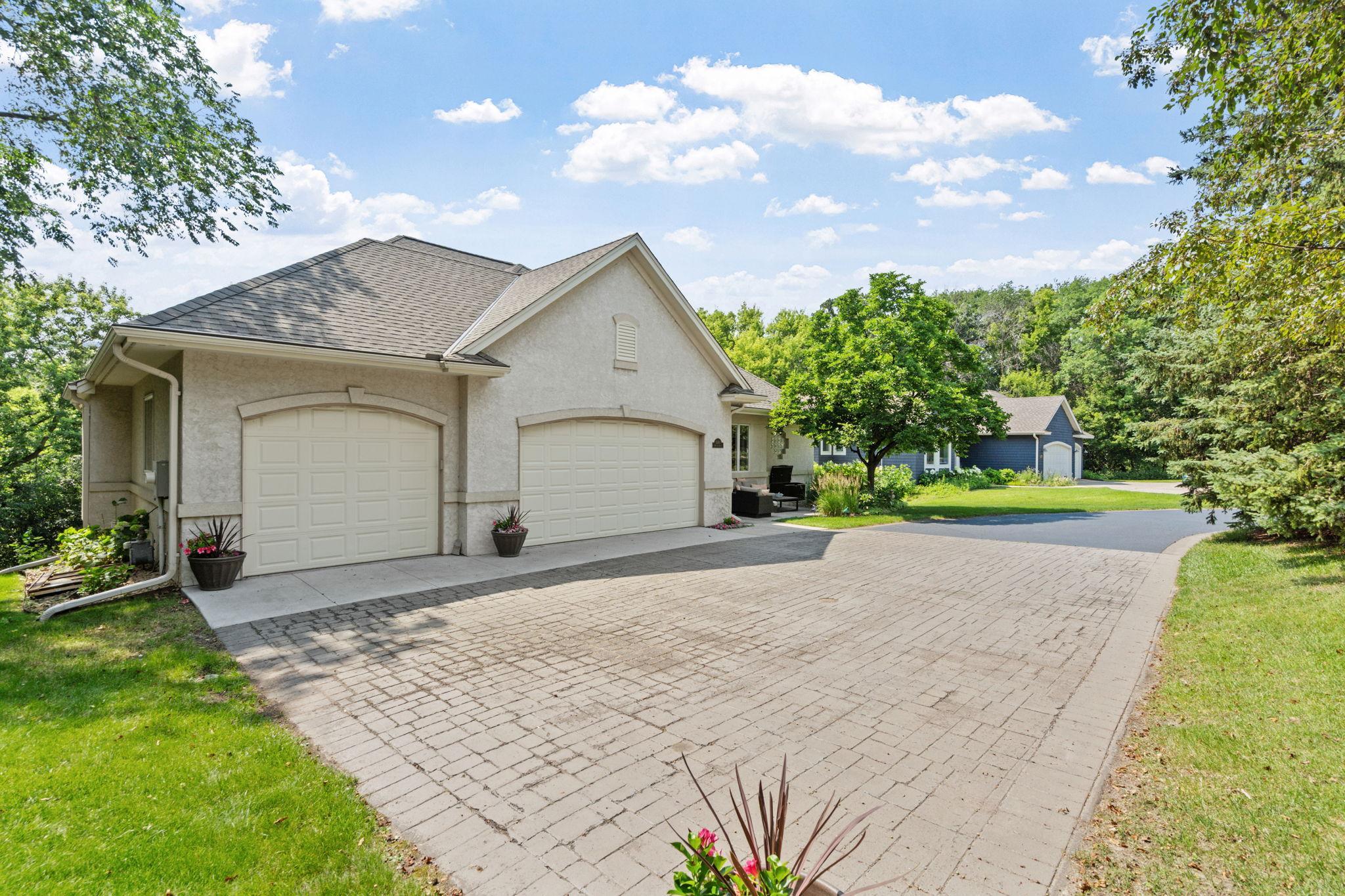 15183 Wayzata Boulevard