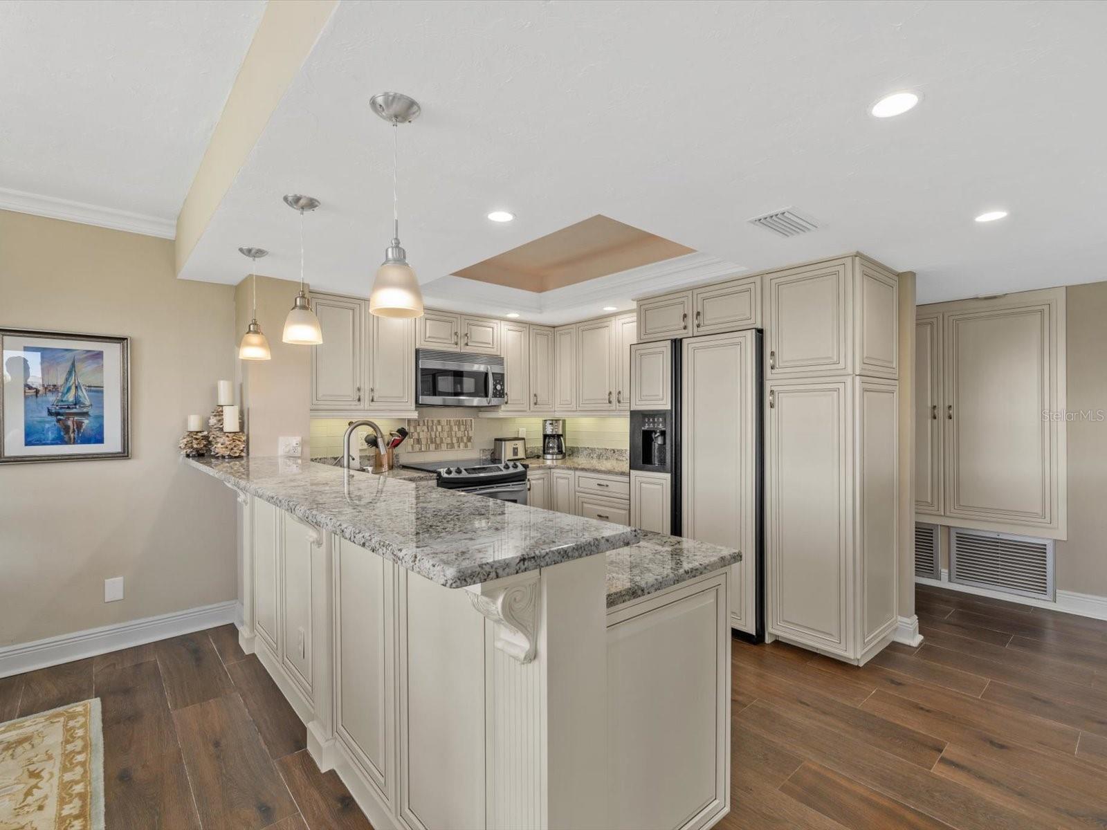 8773 MIDNIGHT PASS RD #506G