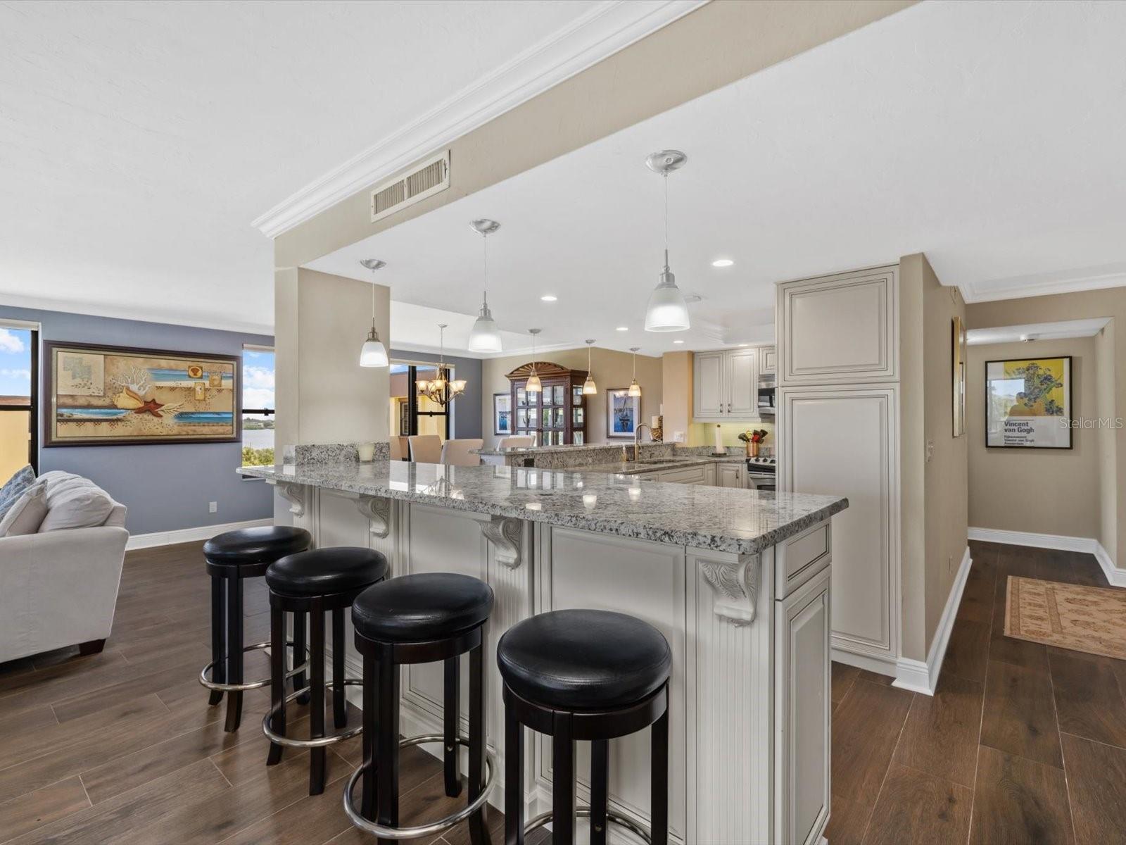 8773 MIDNIGHT PASS RD #506G