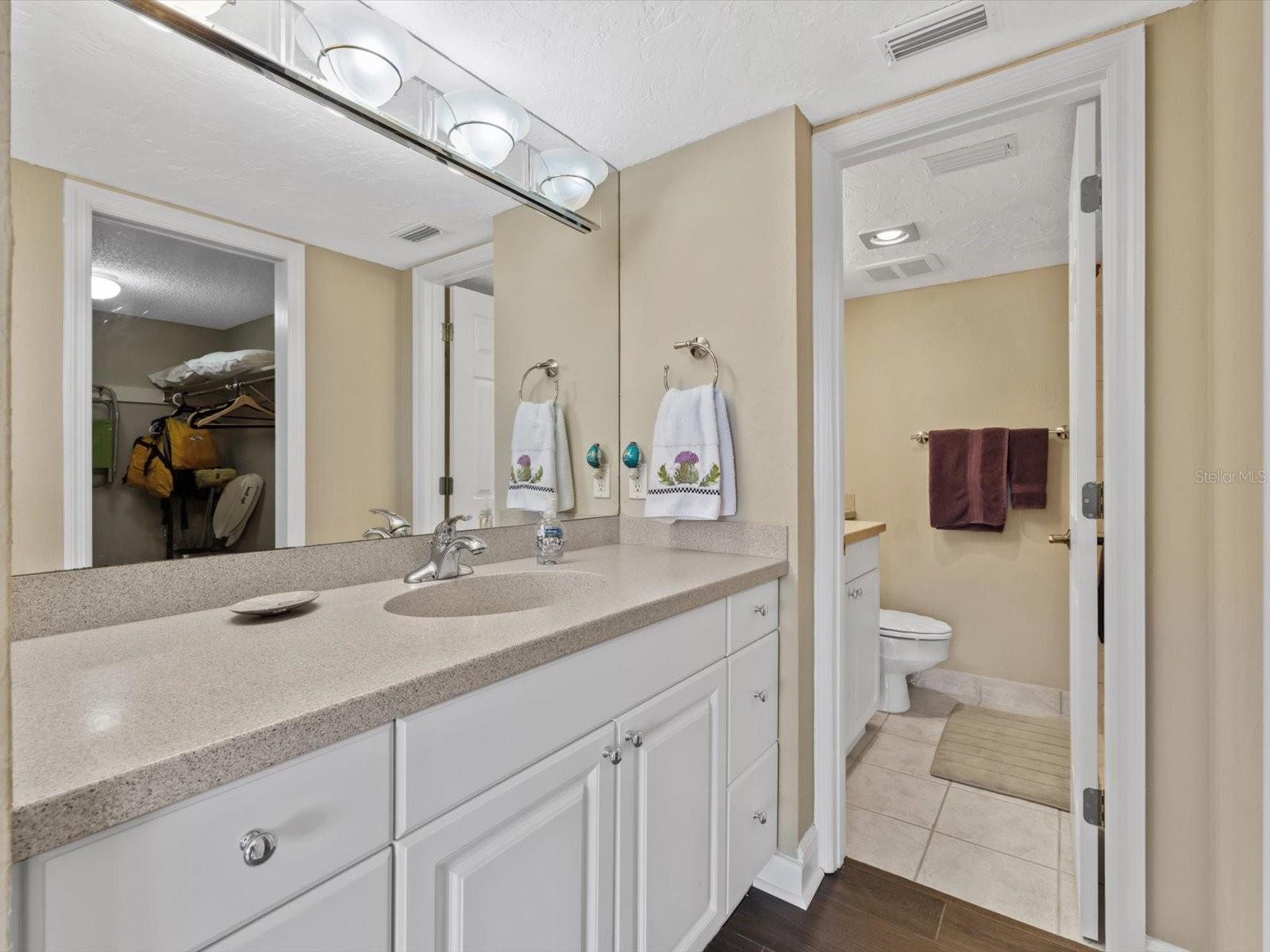 8773 MIDNIGHT PASS RD #506G