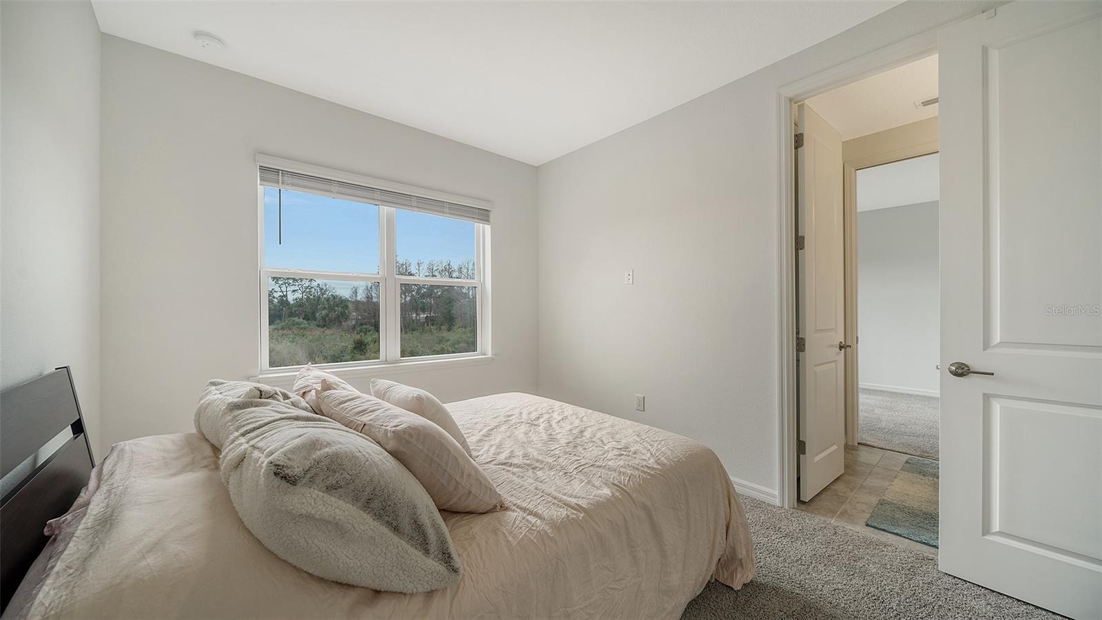 15320 SHADY PALMS LN