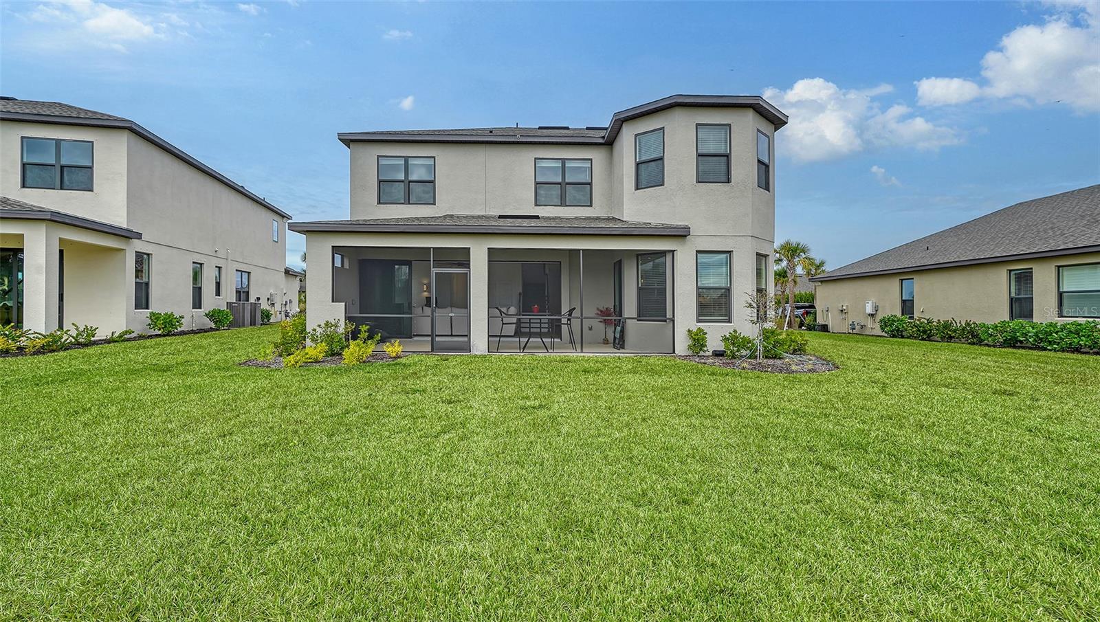 15320 SHADY PALMS LN