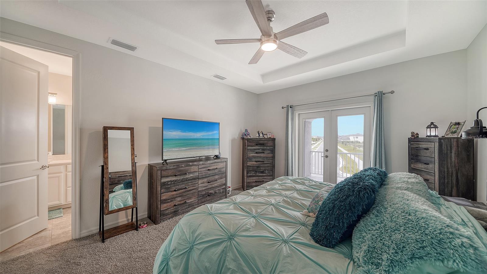 15320 SHADY PALMS LN