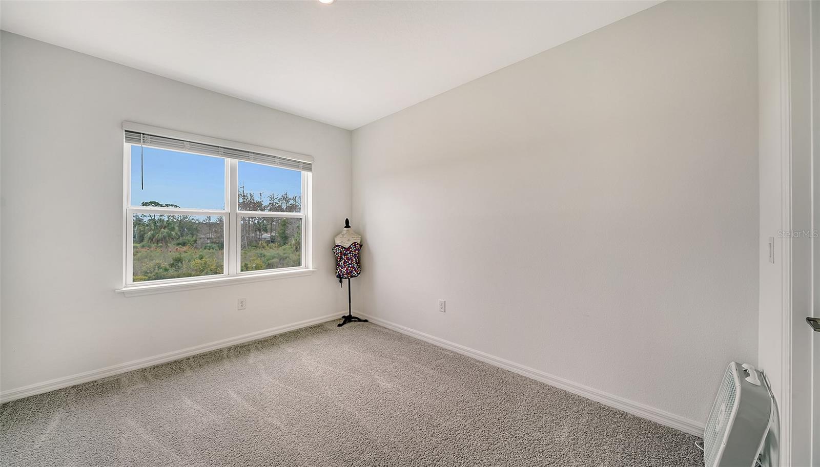 15320 SHADY PALMS LN