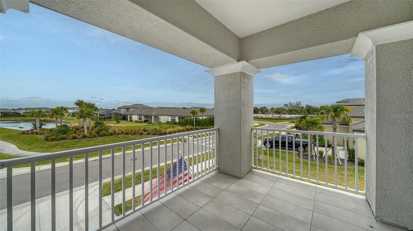 15320 SHADY PALMS LN