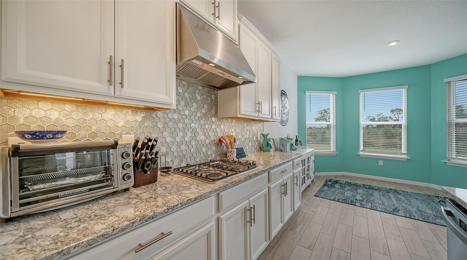 15320 SHADY PALMS LN