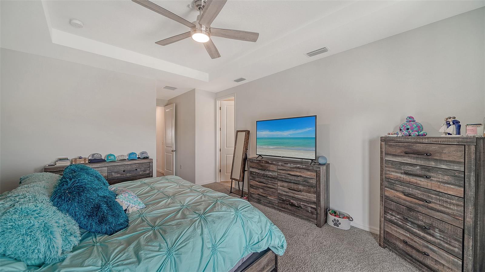 15320 SHADY PALMS LN