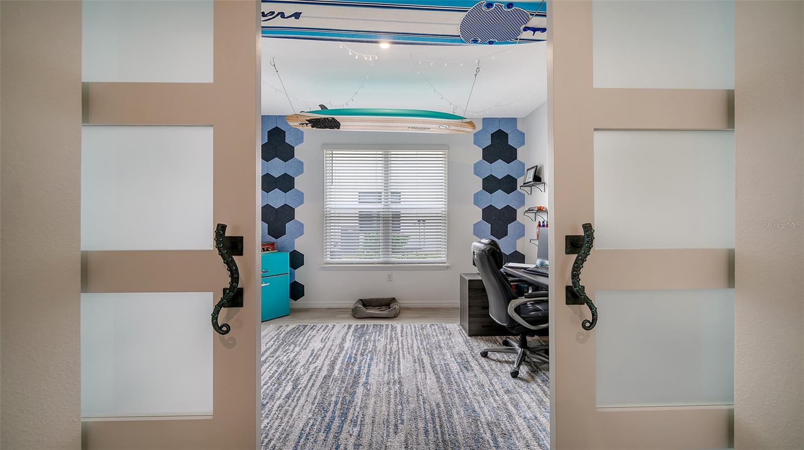 15320 SHADY PALMS LN