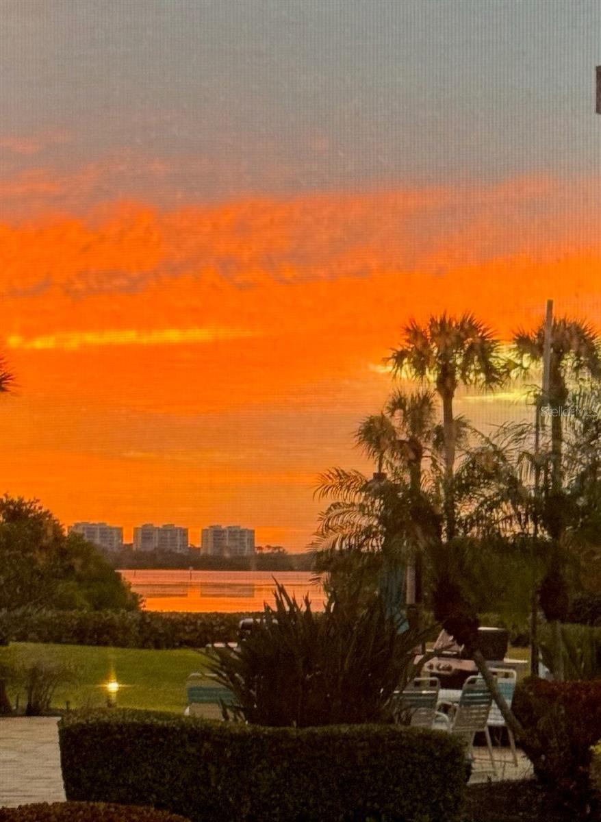 8767 MIDNIGHT PASS RD #106