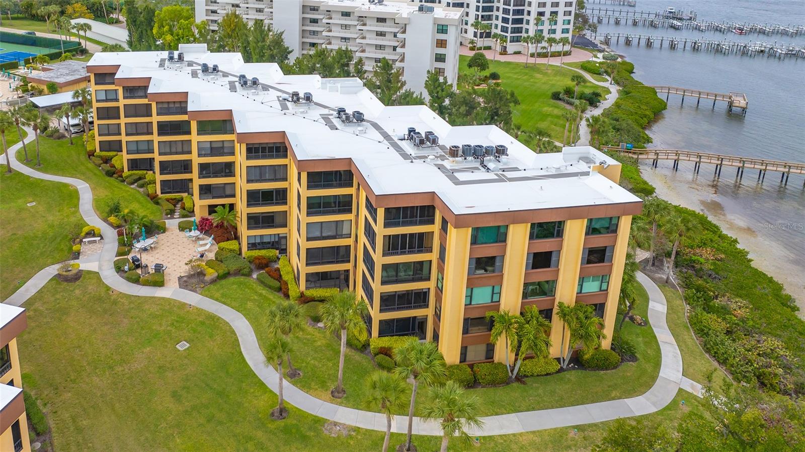 8767 MIDNIGHT PASS RD #106