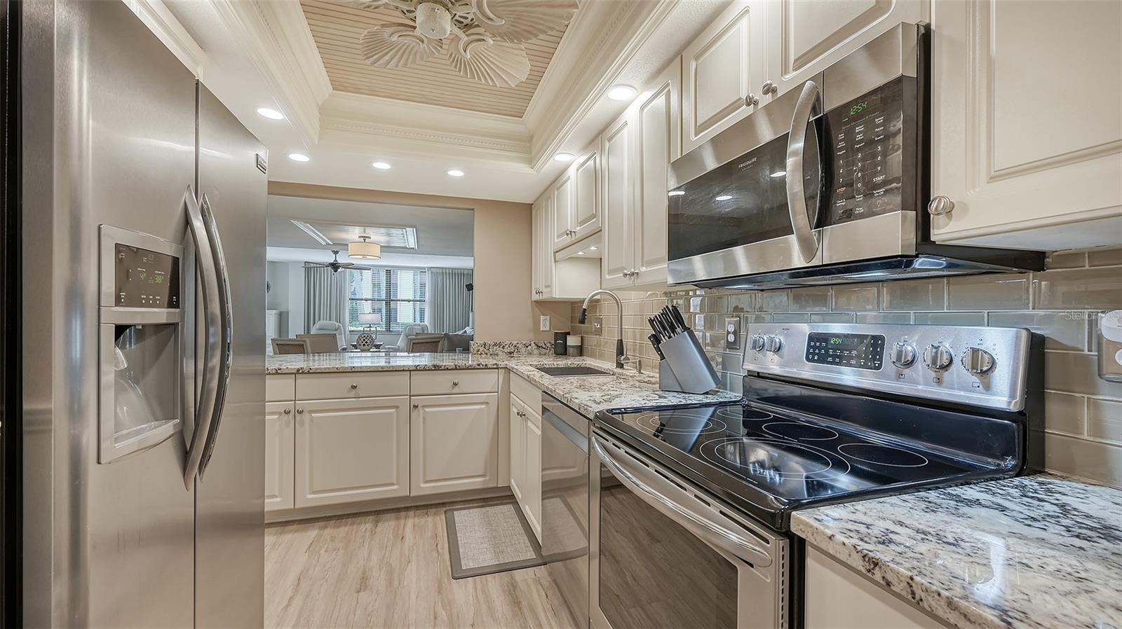 8767 MIDNIGHT PASS RD #106