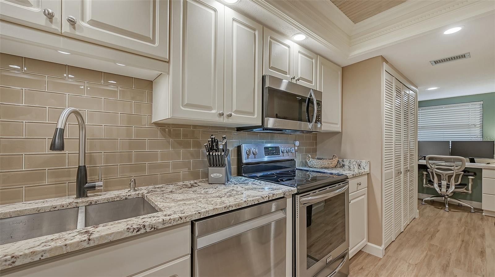 8767 MIDNIGHT PASS RD #106