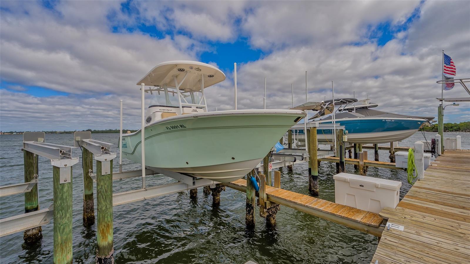 8767 MIDNIGHT PASS RD #106