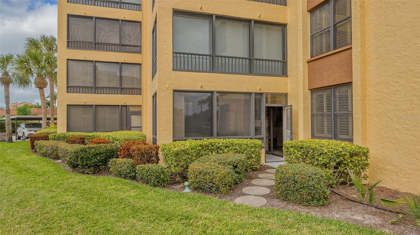 8767 MIDNIGHT PASS RD #106