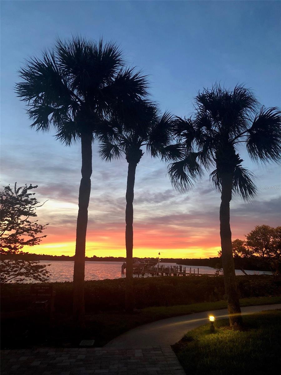 8767 MIDNIGHT PASS RD #106