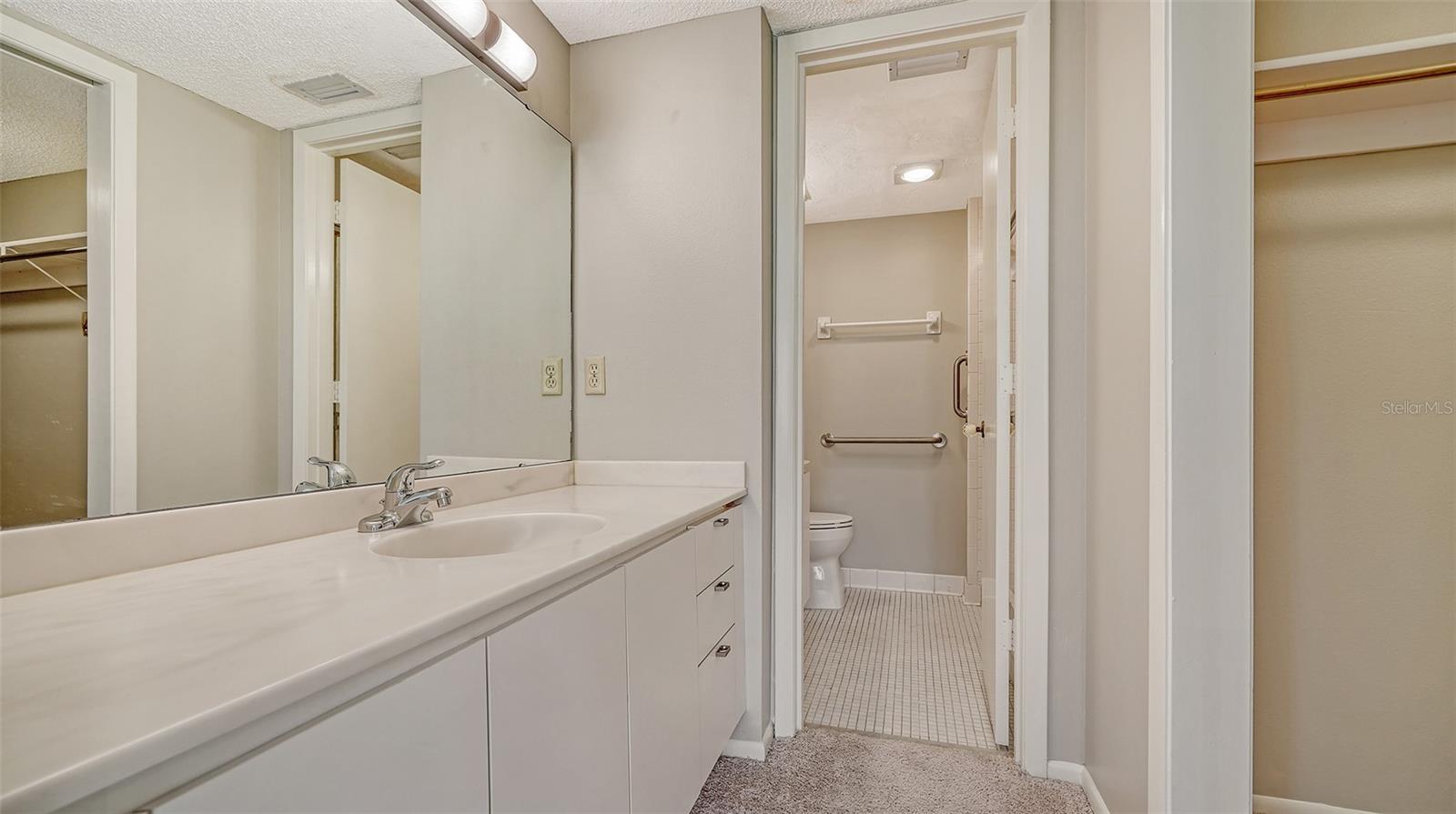 8773 MIDNIGHT PASS RD #206G