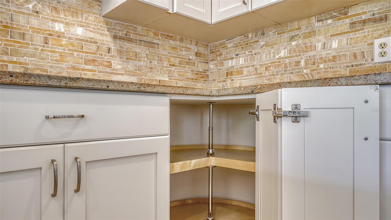 8773 MIDNIGHT PASS RD #206G