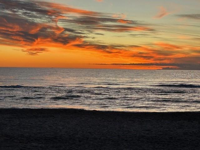 8773 MIDNIGHT PASS RD #206G