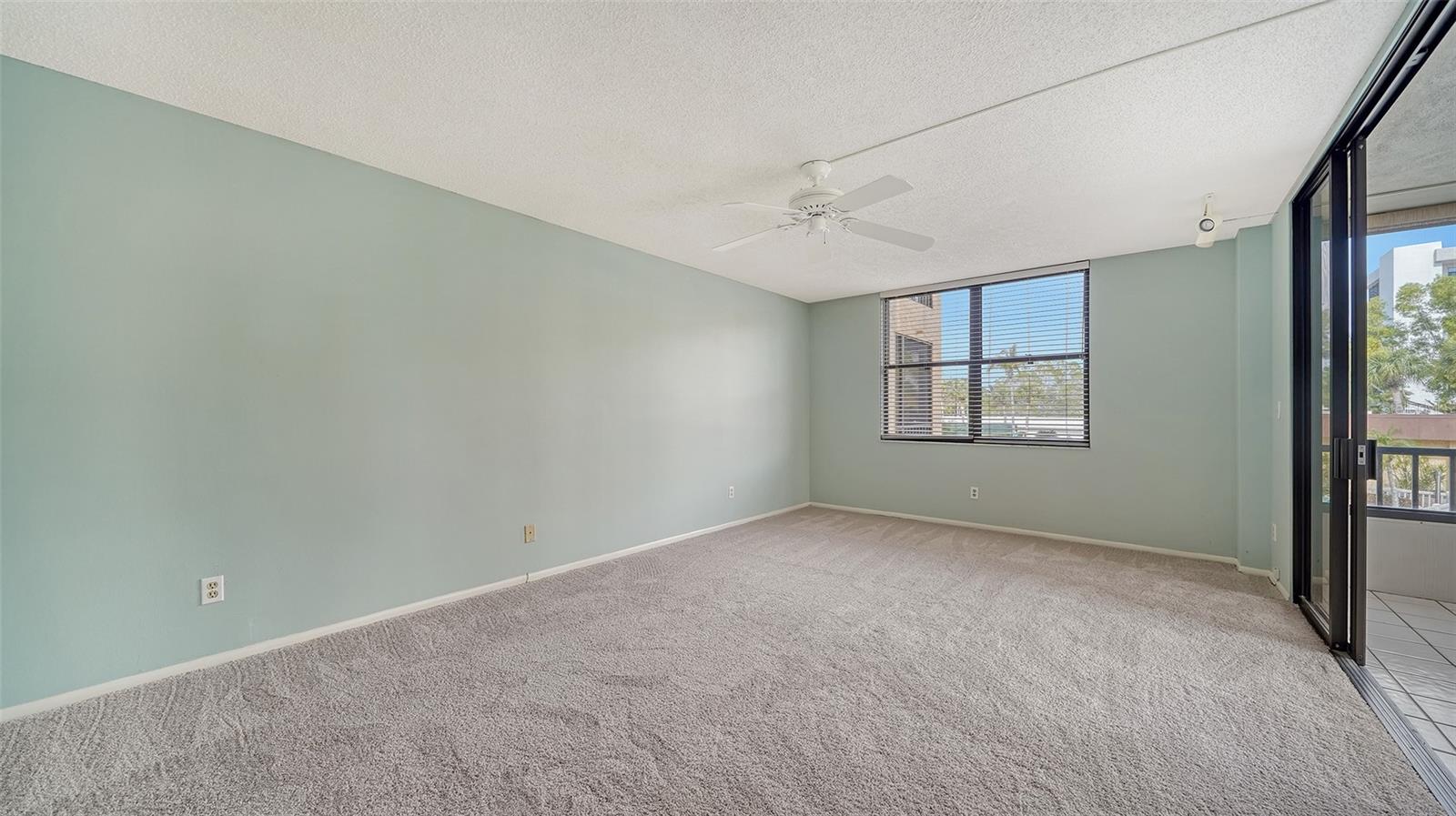 8773 MIDNIGHT PASS RD #206G