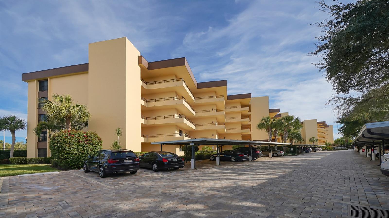 8773 MIDNIGHT PASS RD #206G