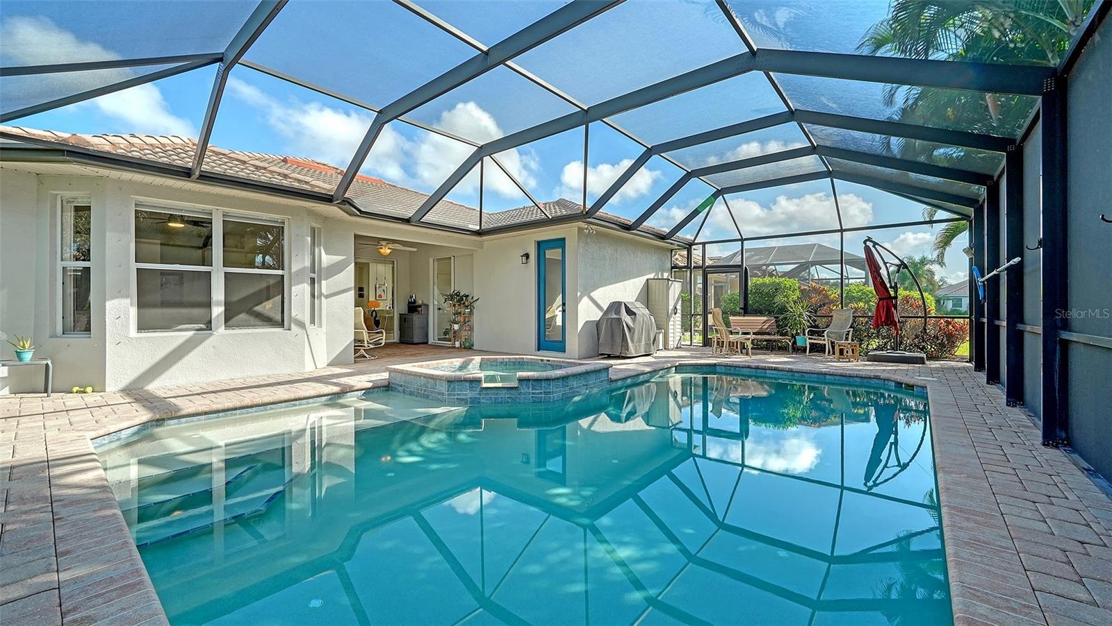 8725 MONTEREY BAY LOOP