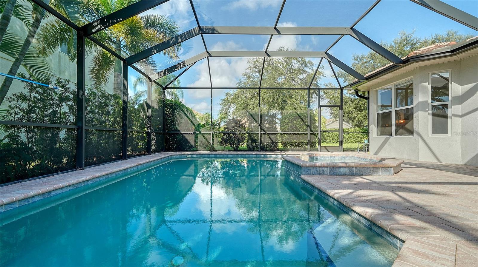 8725 MONTEREY BAY LOOP