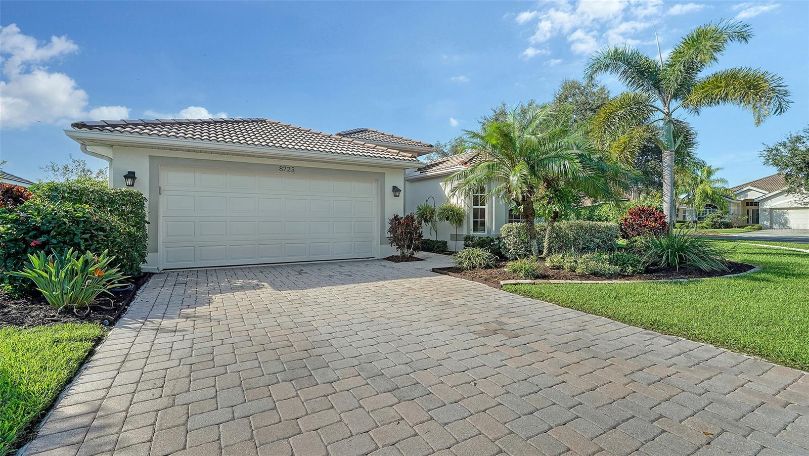 8725 MONTEREY BAY LOOP