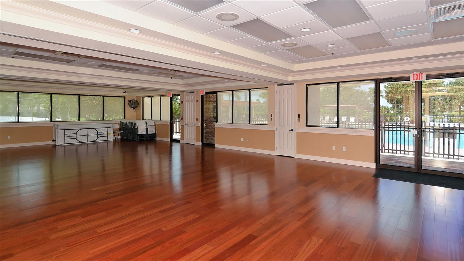 8725 MONTEREY BAY LOOP