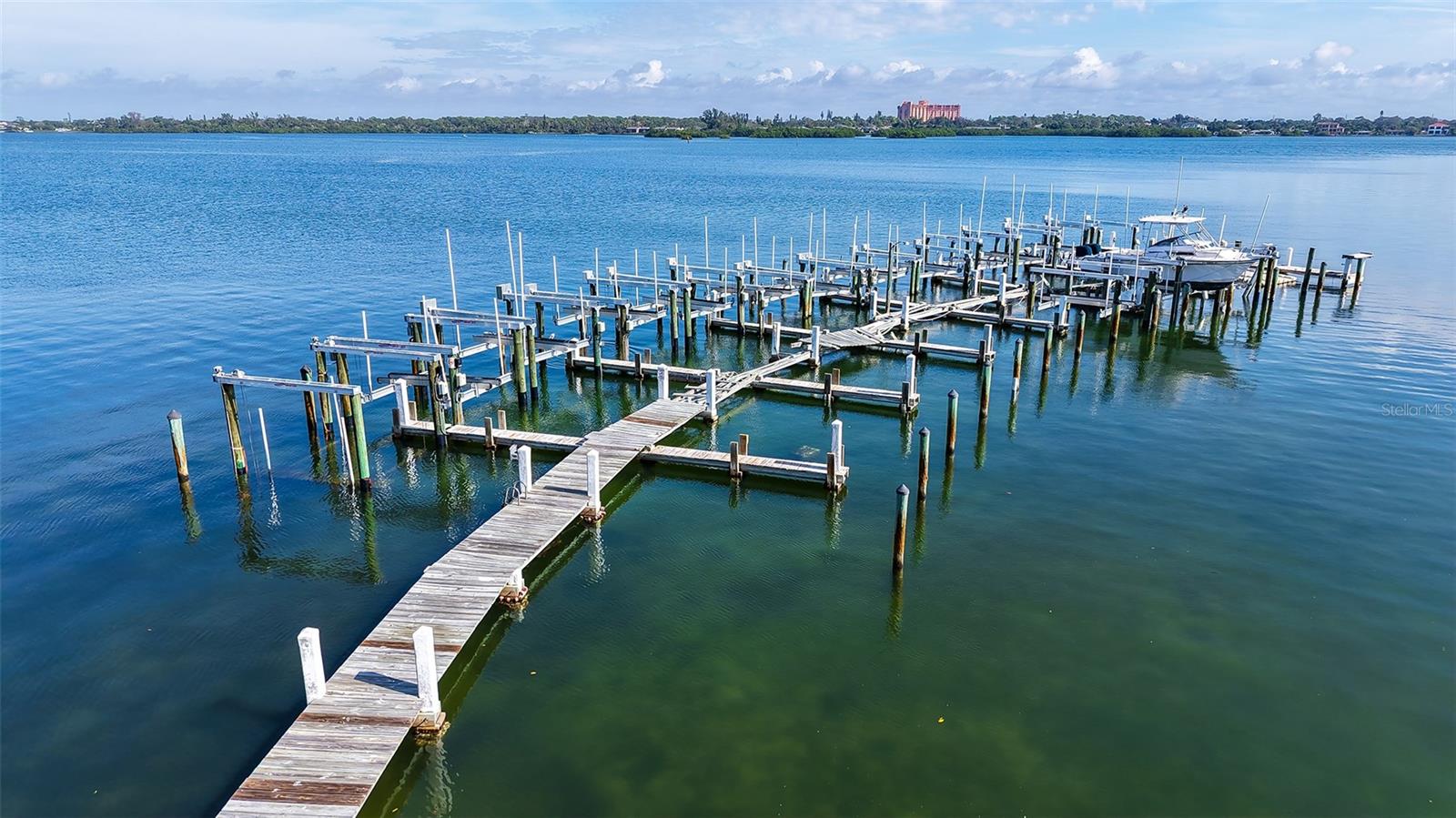 8773 MIDNIGHT PASS RD #102G