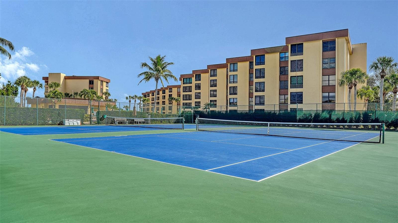 8773 MIDNIGHT PASS RD #102G