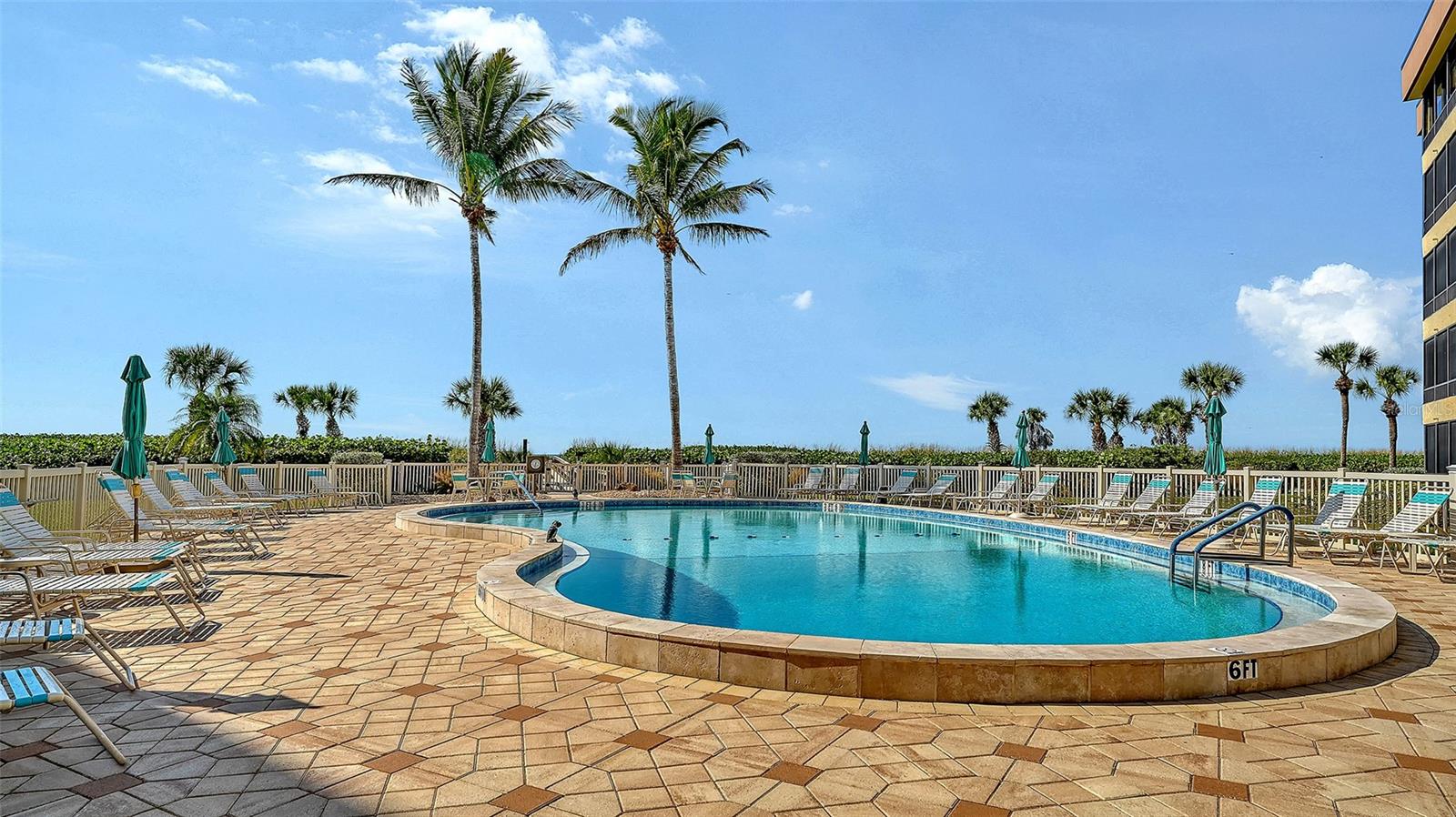 8773 MIDNIGHT PASS RD #102G