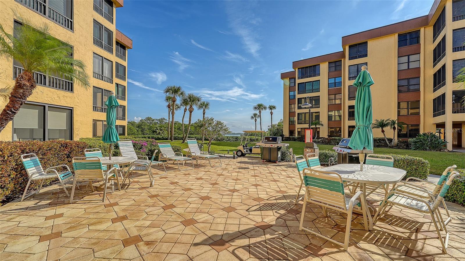 8773 MIDNIGHT PASS RD #102G