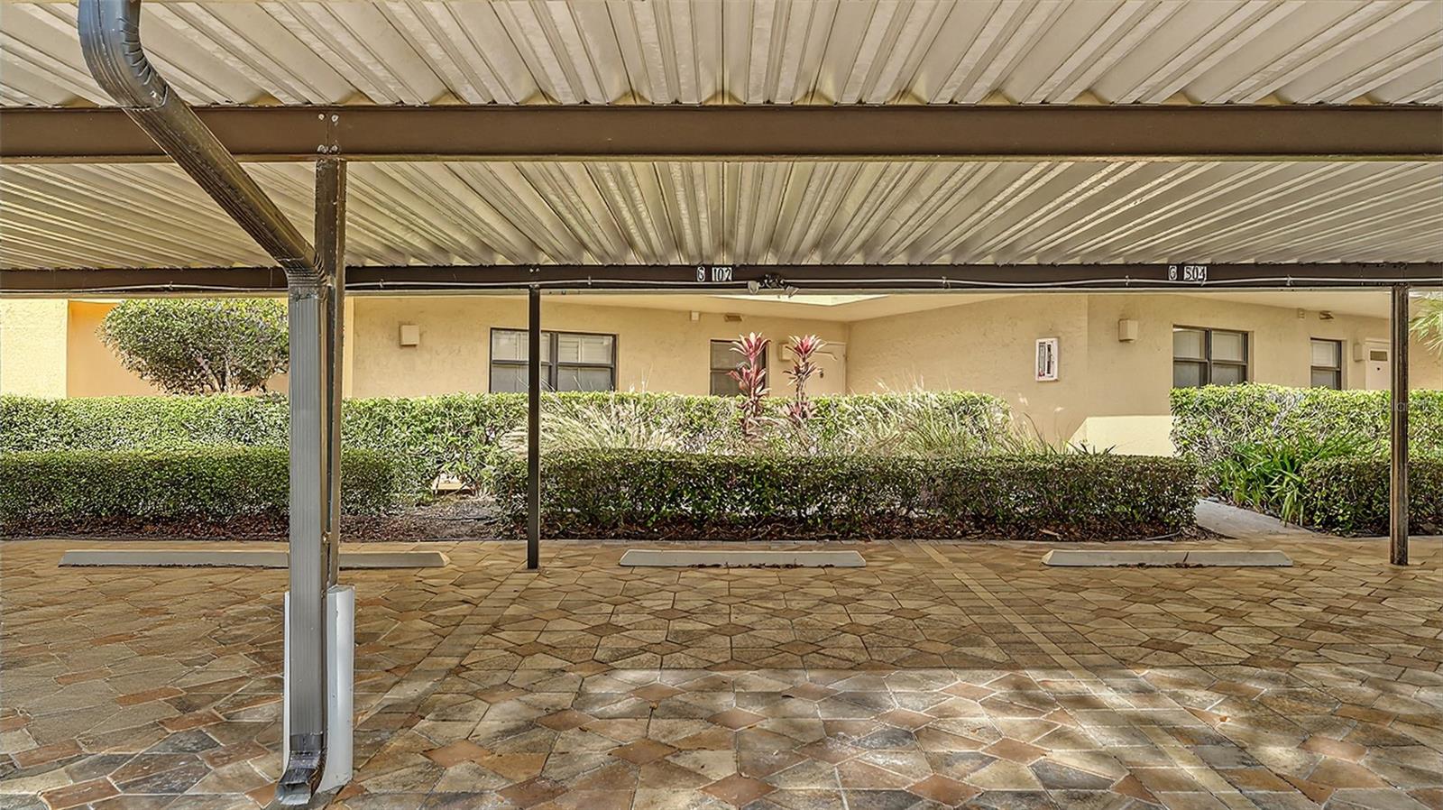 8773 MIDNIGHT PASS RD #102G