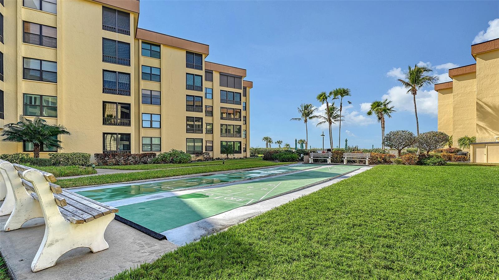 8773 MIDNIGHT PASS RD #102G