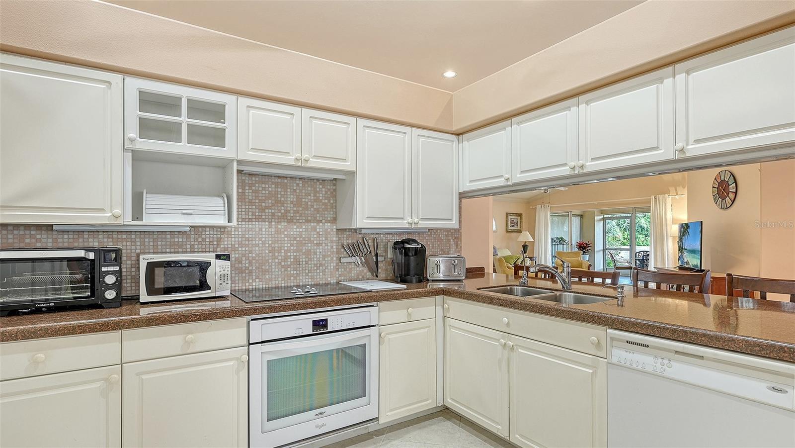 4476 DEER TRAIL BLVD