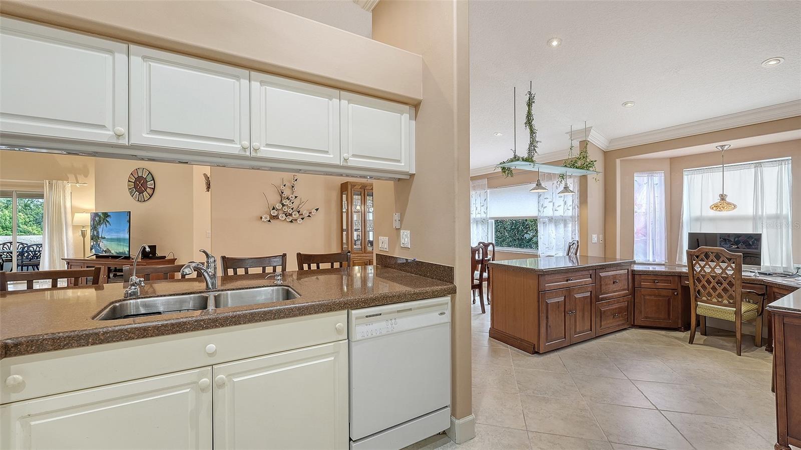 4476 DEER TRAIL BLVD