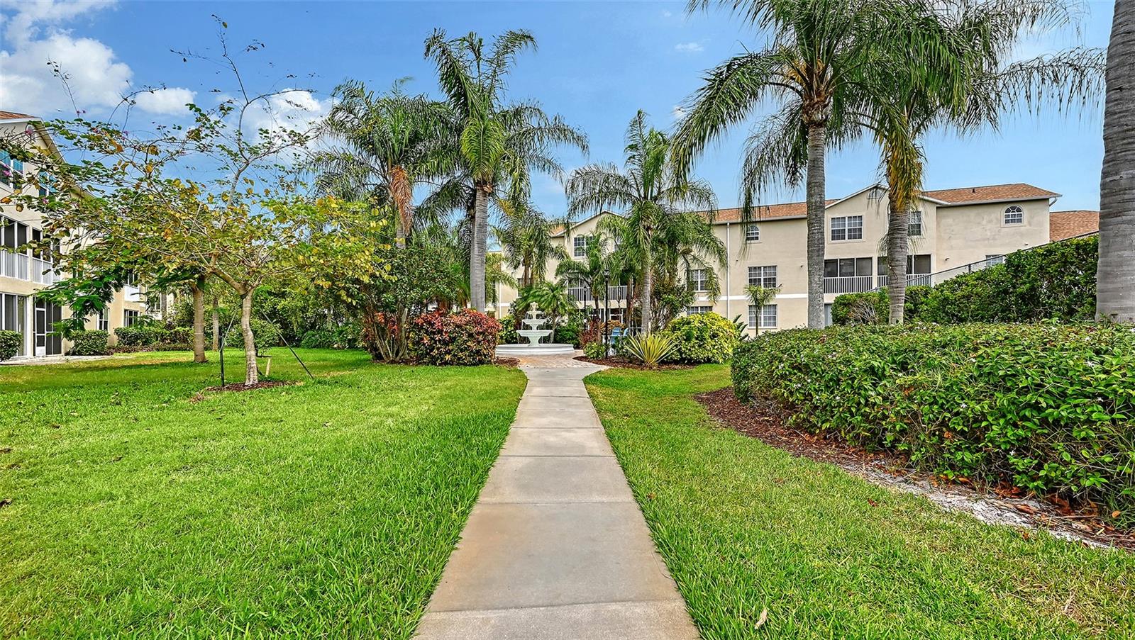8370 WINGATE DR #716